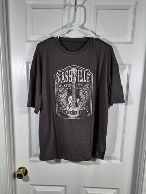 Nashville Graphic Tee - Charcoal Gray Men’s Short Sleeve Shirt